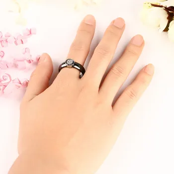 2018 Naujas Prabangus Keramikos Žiedas Bijoux Mados Turas Vestuvės Vestuvinis Žiedas Su Bling Kristalų Kubinių Zirconia Papuošalai Moterims