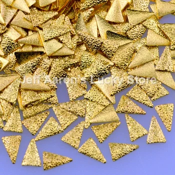 500PCS aukso arrowhead matinio trikampis metalo nagų dailės papuošalai smeigės nagai aksesuarai reikmenys naują atvykimo