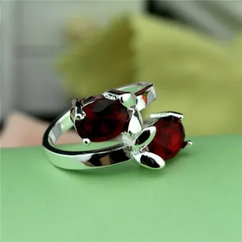 925 sterlingas sidabro žiedas raudonos perlas žiedlapis moterų žiedas populiarus korėjos versija kristalų paprastas žiedas moteris žiedas