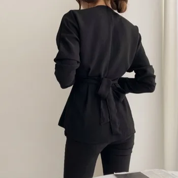 Retro ilgas rankovėmis V apykaklės juodi marškinėliai, moterų 2020 m. naujų biuro moterų darbo drabužiai, moterų palaidinė marškinėliai skaistalai.