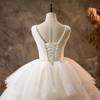TuTu Grindų Ilgis Vestuvių Suknelės 2020 V-Kaklo Klostes Nuotakos Suknelė Nėrinių Vestido De Noiva 3 Sluoksnių Vestuvinė Suknelė